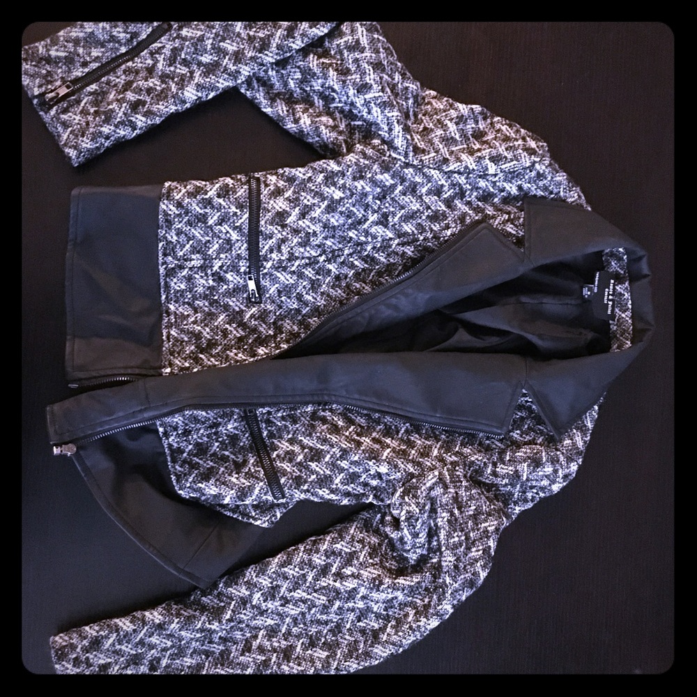 Medium Romeo Juliet gossip girl blazer